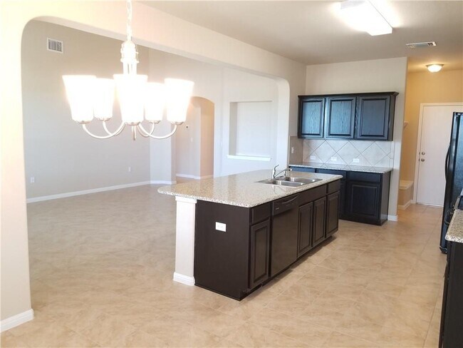 Building Photo - 1448 Brooks Way