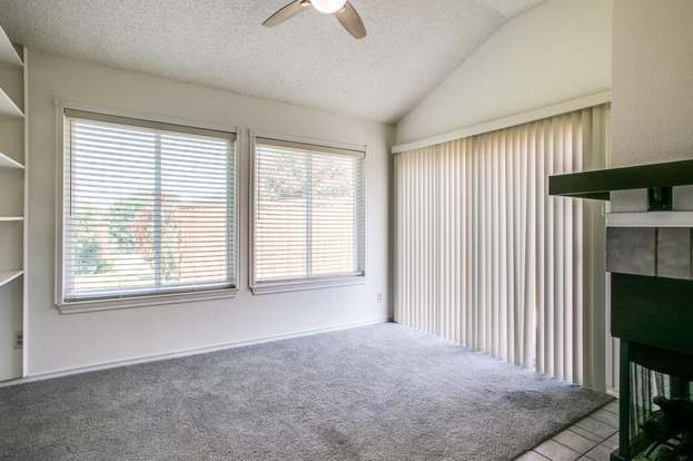 Building Photo - 2401 Brooke Ct