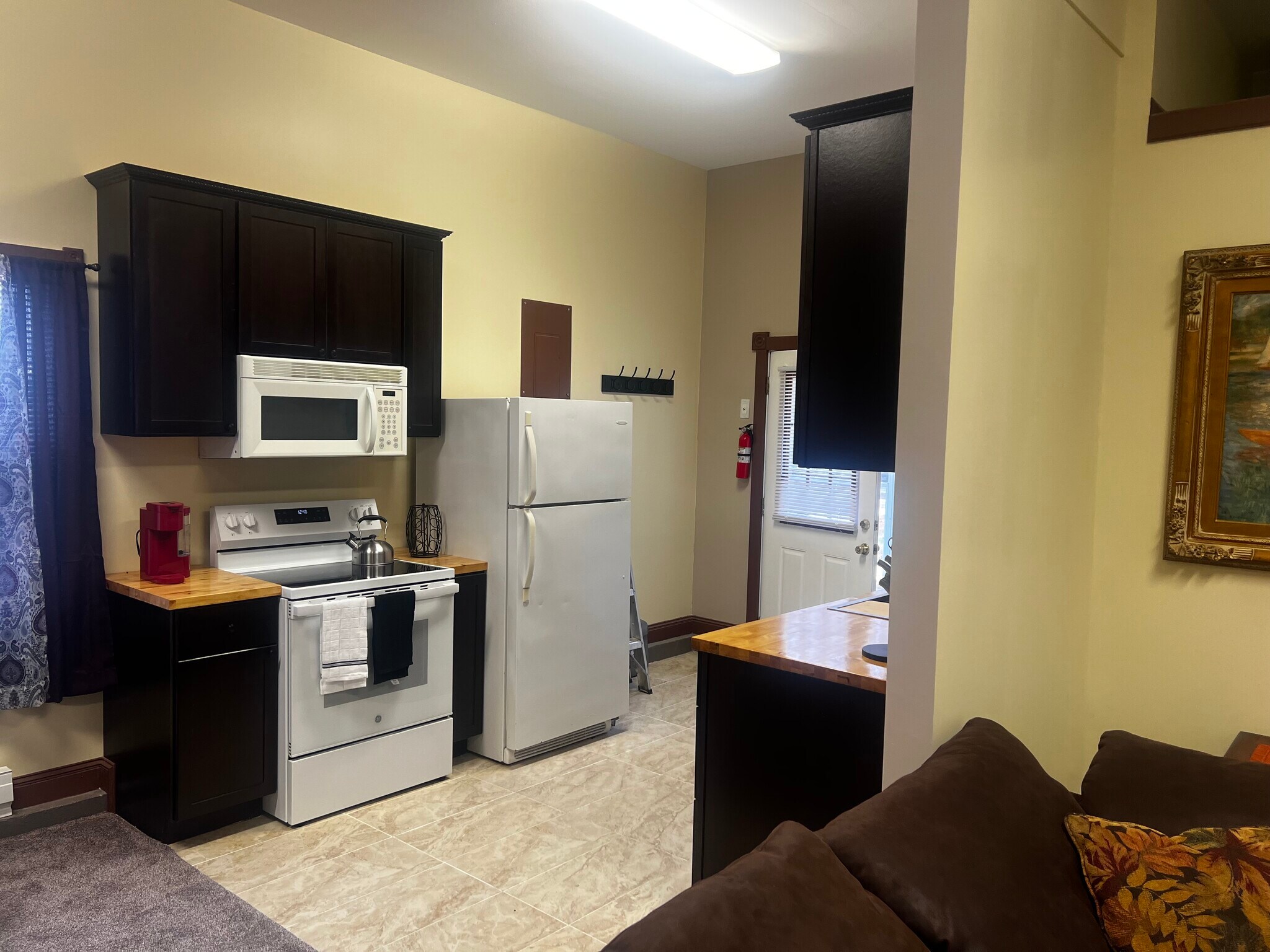 Building Photo - 18 Harmony School Rd