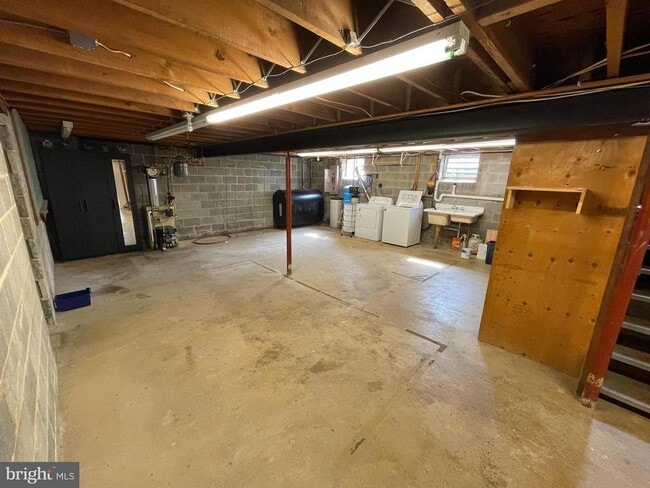 Building Photo - 11456 Southern Maryland Blvd