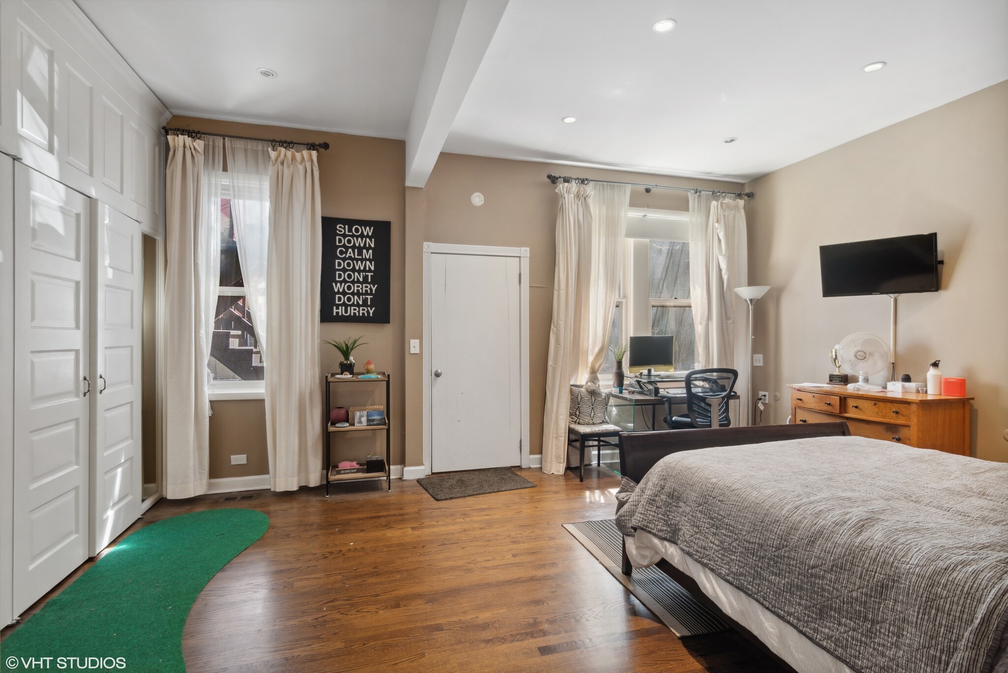 Building Photo - 145 W Burton Pl