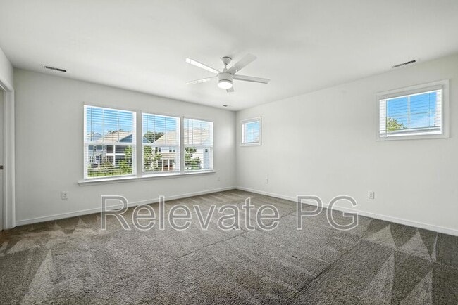 Building Photo - 9893 Honeybee Dr