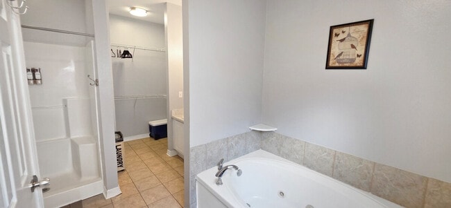 Building Photo - 1805 Irish Hill Dr