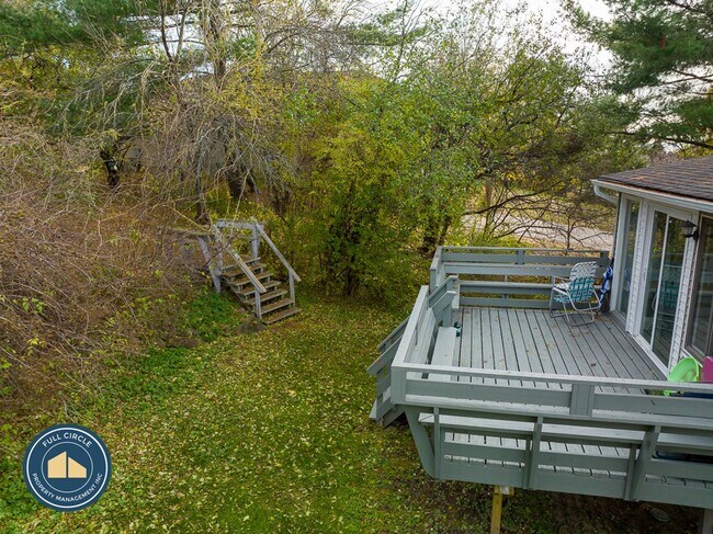 Building Photo - Spacious 5-Bedroom, 1.75 Bathroom Home in a Prime Location (58 East Terrace)