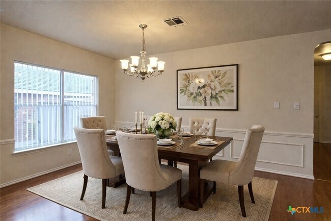 Building Photo - 514 Prospector Trl