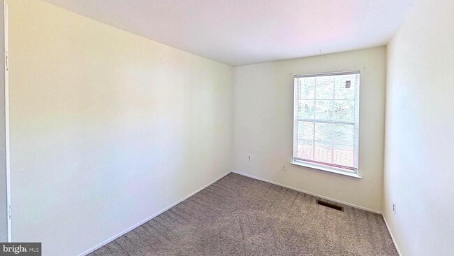 Building Photo - 3699 Kempsford Field Pl