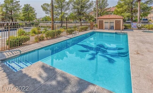 Building Photo - Summerlin South | 2 Bedroom | 2 Bathroom | Flexible 1–12 Month Lease | Perfect For Traveling Prof...