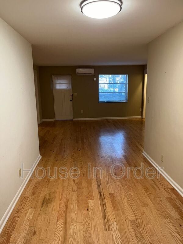 Building Photo - 30 Edgemont Rd