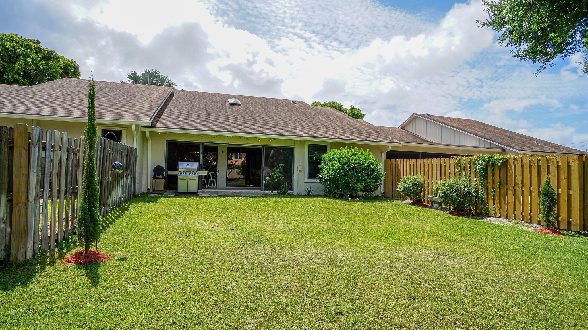 Building Photo - 11894 Donlin Dr