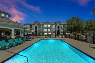 Building Photo - ARIUM Greenview