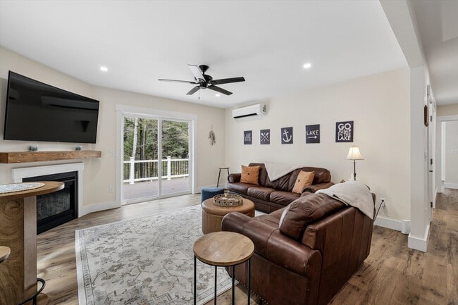 Building Photo - 3 Tanglewood Shores Rd