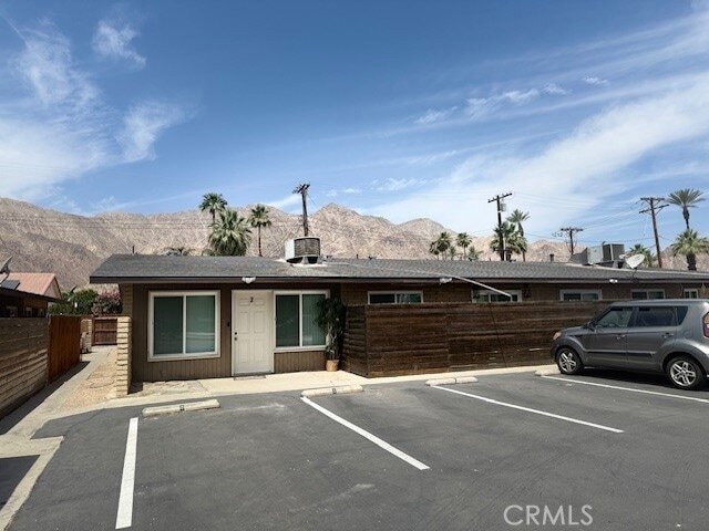 Primary Photo - 51049 Eisenhower Dr