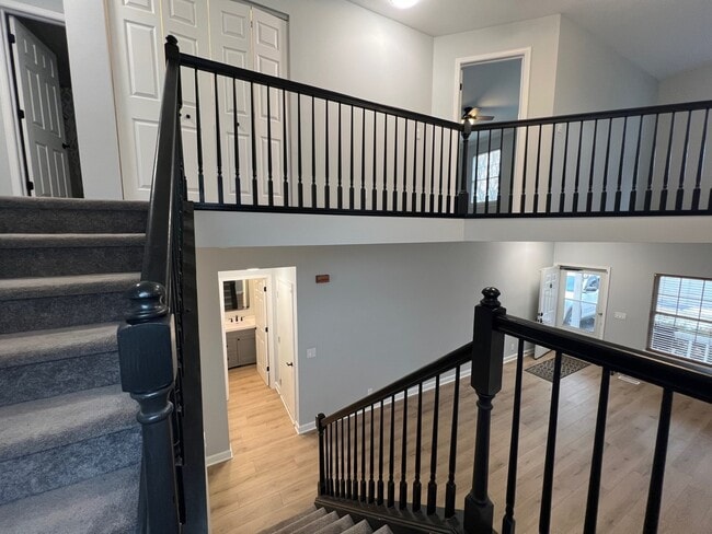 Building Photo - 22306 W Niagara Ct