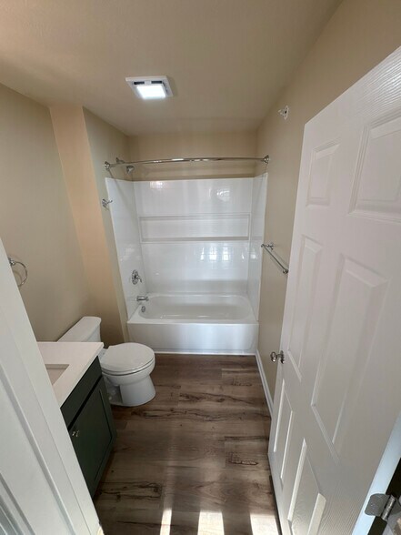 Building Photo - 5301 Kistler Rd