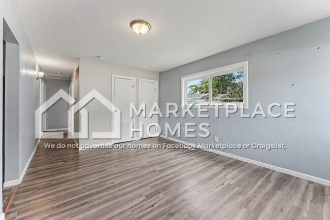 Building Photo - 7432 Beech Ave