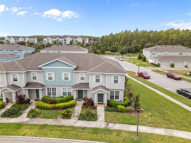 Building Photo - 15384 Caravan Ave