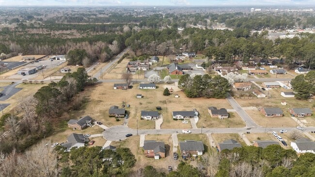 Building Photo - Cute Remodeled home in Cul-de-sac