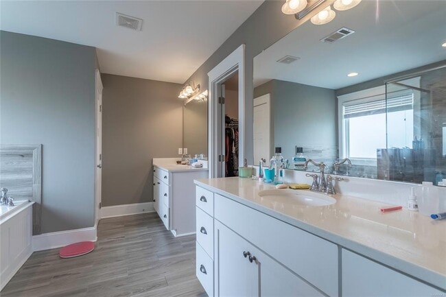 Building Photo - 201 Ave of The Orchards