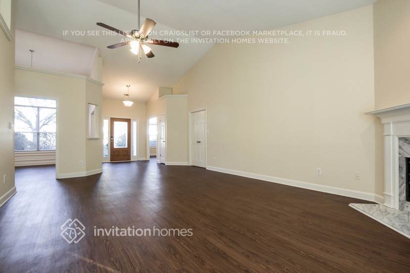 Building Photo - 2139 Galleon Way