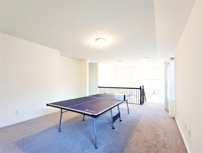 Building Photo - 627 Pheasant Hill Ln