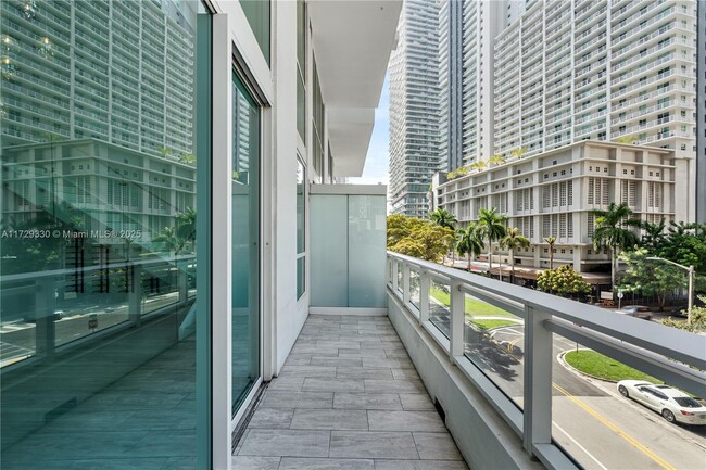 Building Photo - 1080 Brickell Ave