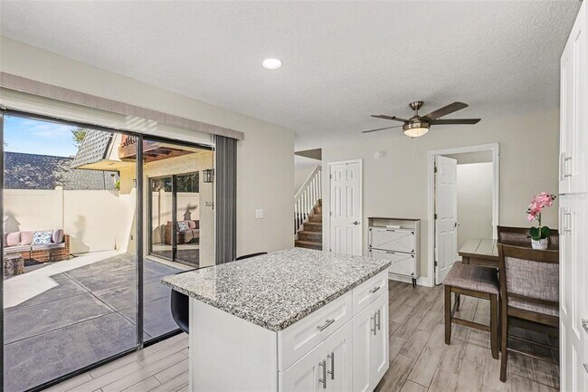 Building Photo - 8114 Oak Trace Way