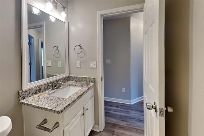 Building Photo - 255 Chapel Station Ln SE