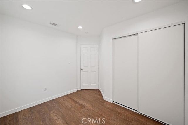 Building Photo - 7445 Balcom Ave