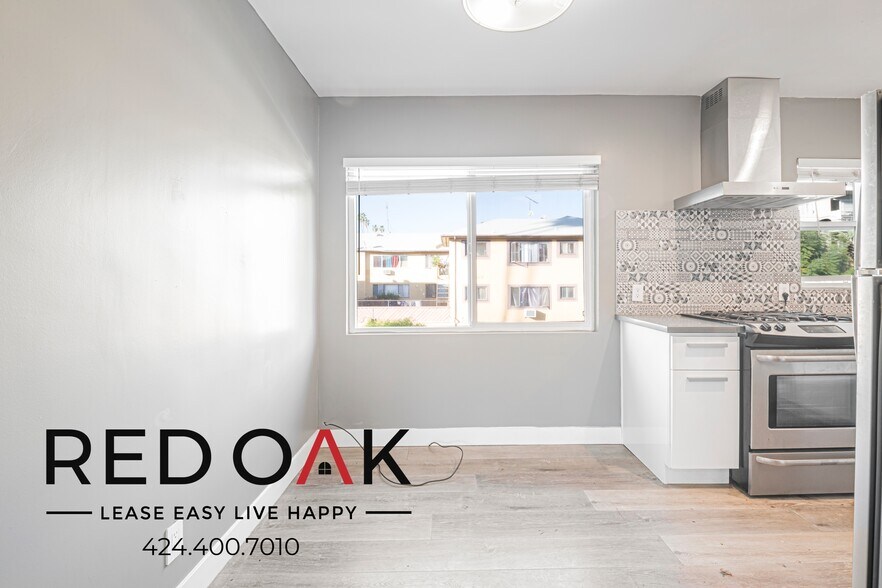 Building Photo - 400 S Mariposa-17