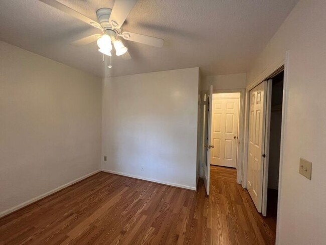 Building Photo - Short/Long Term Lease Options!!! Popular t...