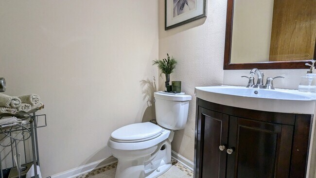 Building Photo - 64 Michigan Ct