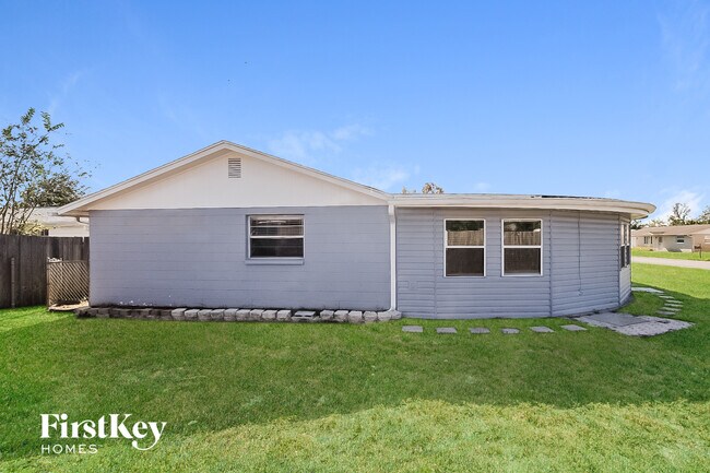 Building Photo - 3243 Allandale Dr