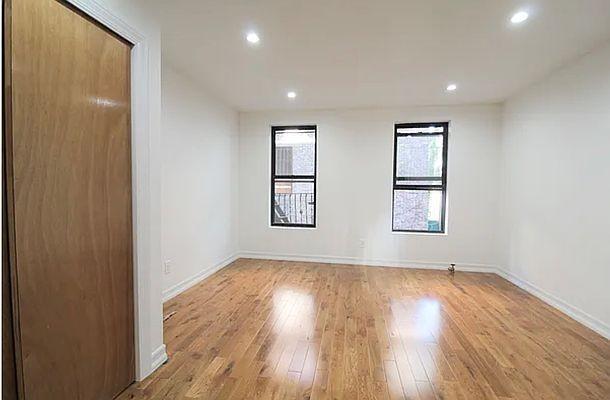 Primary Photo - 2 bedroom in BRONX NY 10451