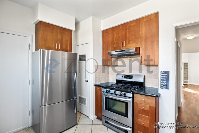 Building Photo - 908 40th St