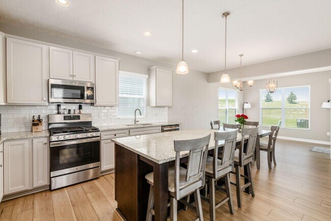 Building Photo - 7270 Cutler Dr