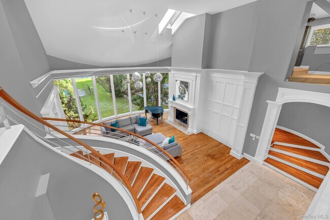 Building Photo - 5 Coachman's Ct