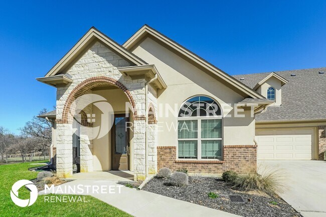 Building Photo - 8831 Creek Run Rd