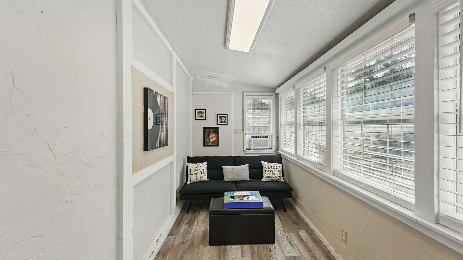 Building Photo - 205 Bravo Rd