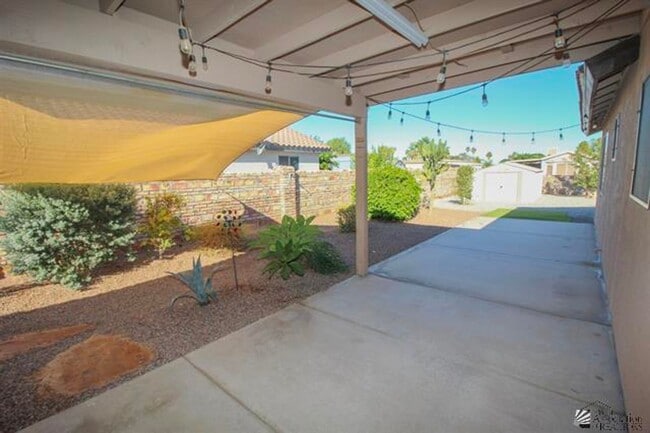 Building Photo - 3 Bedroom SOLAR Home in the Foothills for Rent!