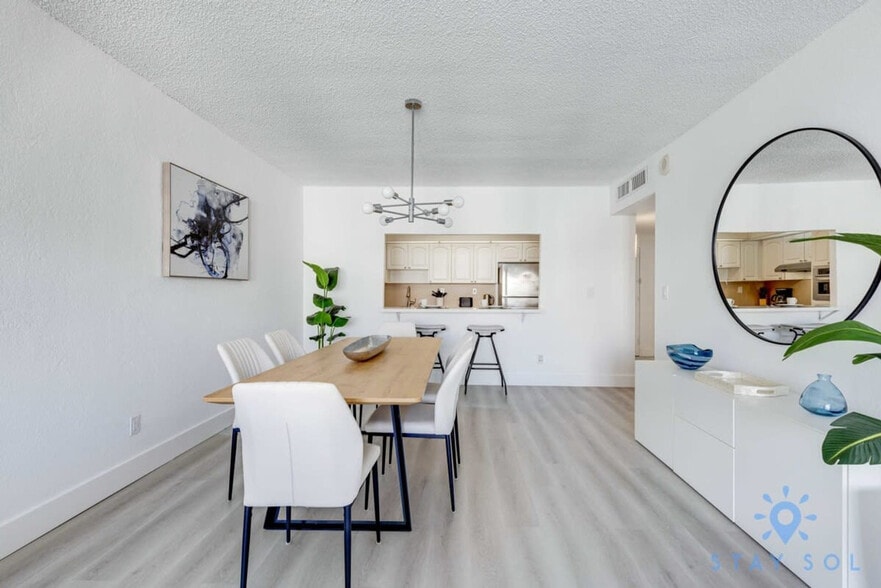 Building Photo - 19370 Collins Ave