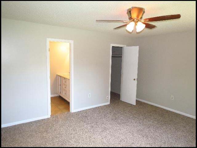 Building Photo - 9803 Pinnacle Valley Rd