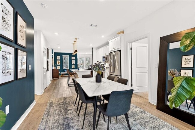 Building Photo - 377 Grant Cir SE