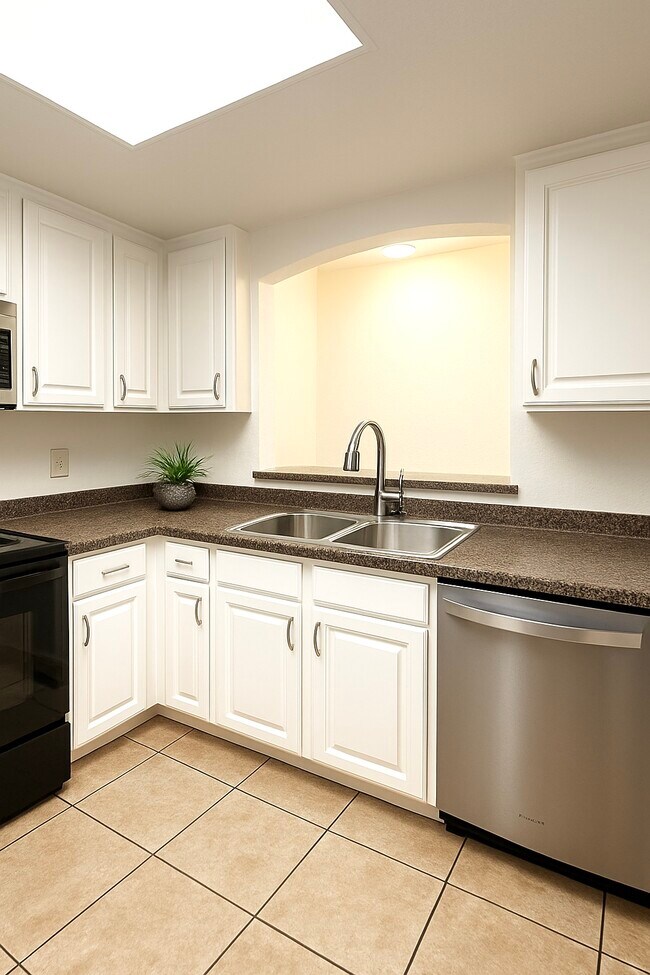 Building Photo - 411 Banana Cay Dr