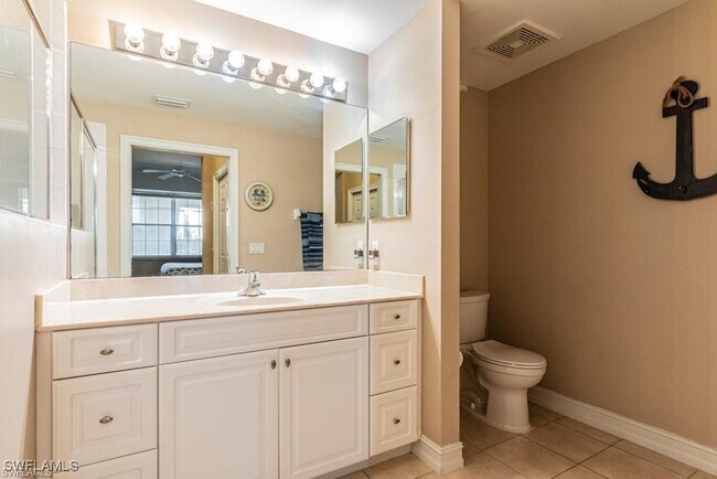Building Photo - 10520 Amiata Way