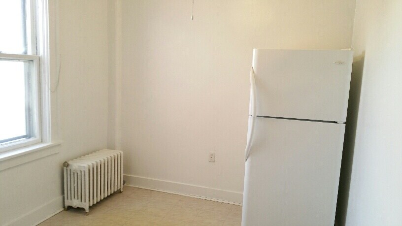 Building Photo - 1308 Sherman Ave