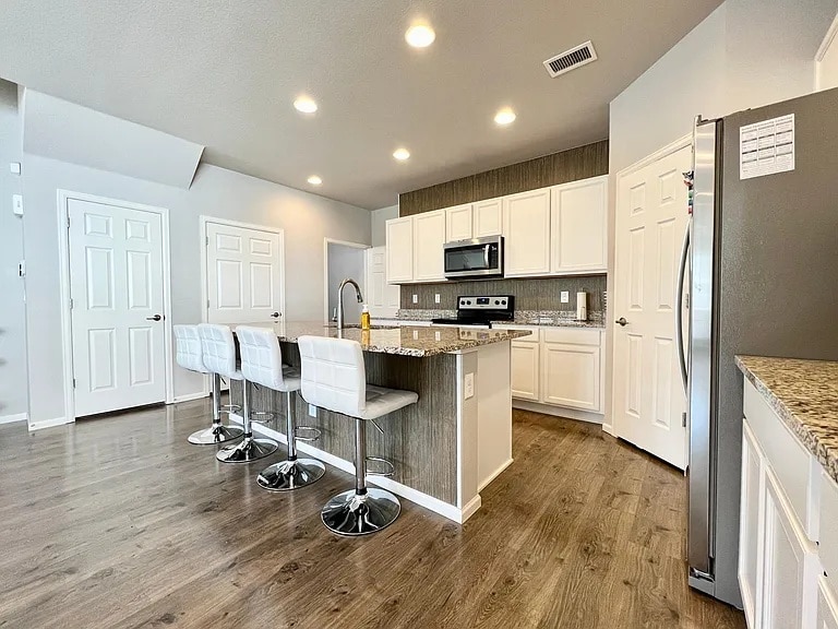 Kitchen 1 - 16061 Bolling Dr