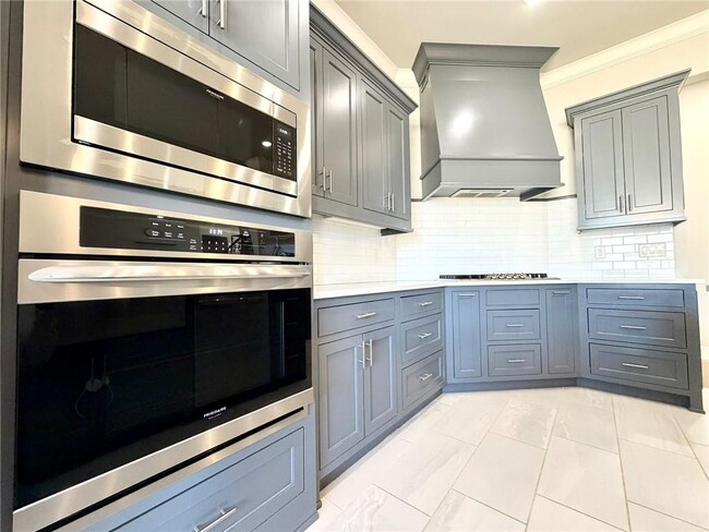 Building Photo - 1641 Cherrie St