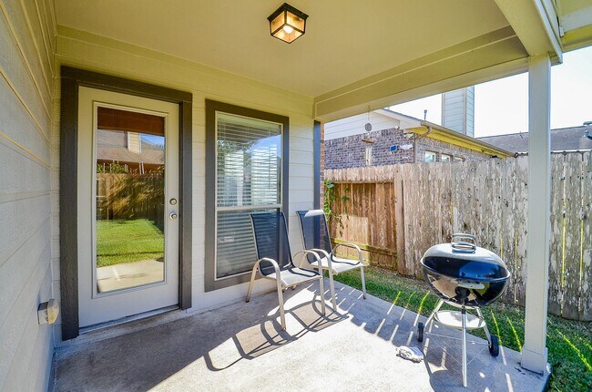 Building Photo - 5915 Turkey Creek