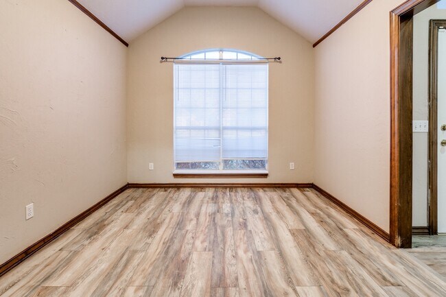 Building Photo - 3520 SW 127th St