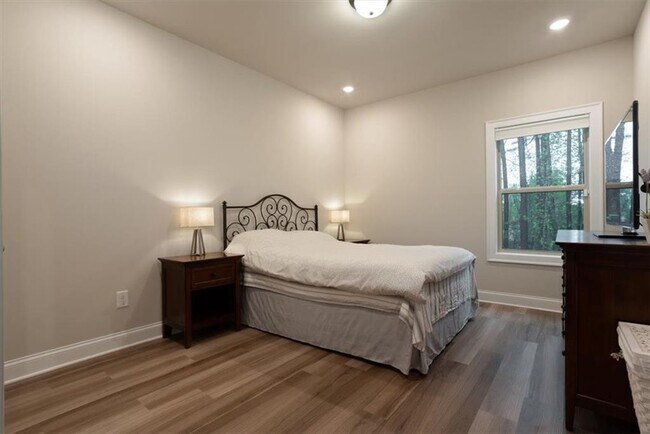 Building Photo - 4167 Bethany Manor Dr